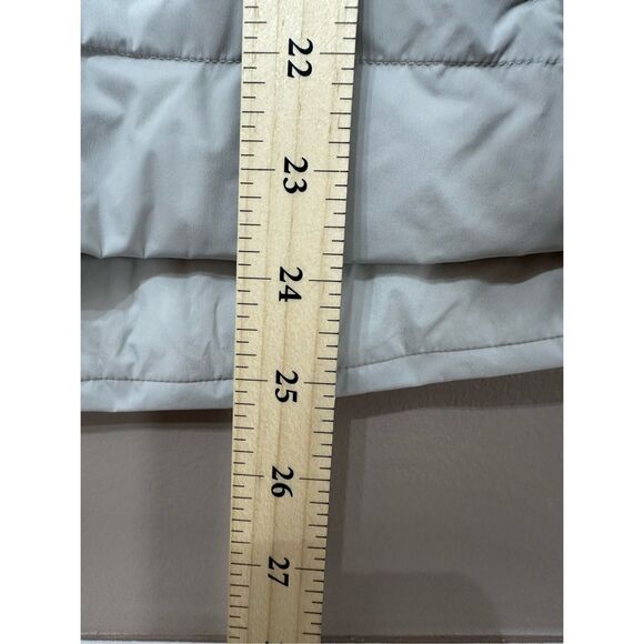 NWOT Lululemon Down For It All Light Ivory Goose Down Puffer Vest Women's 6US - Picture 9 of 10